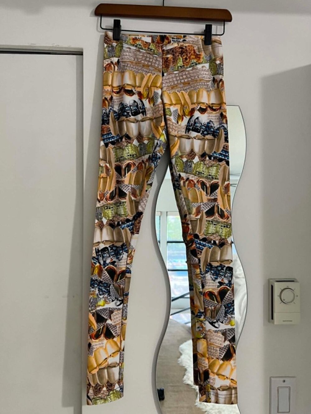 Burning Artists Collective Grill leggings, size S